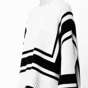Derek Lam Sweater - L